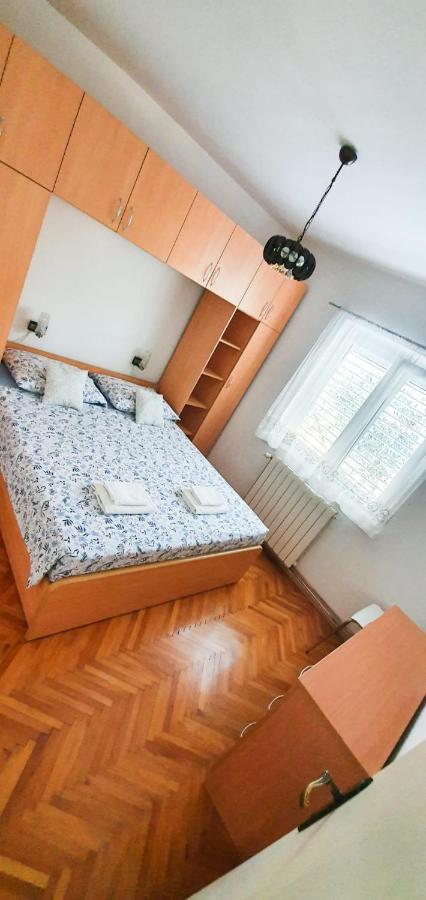 Apartments Sara Podstrana Luaran gambar